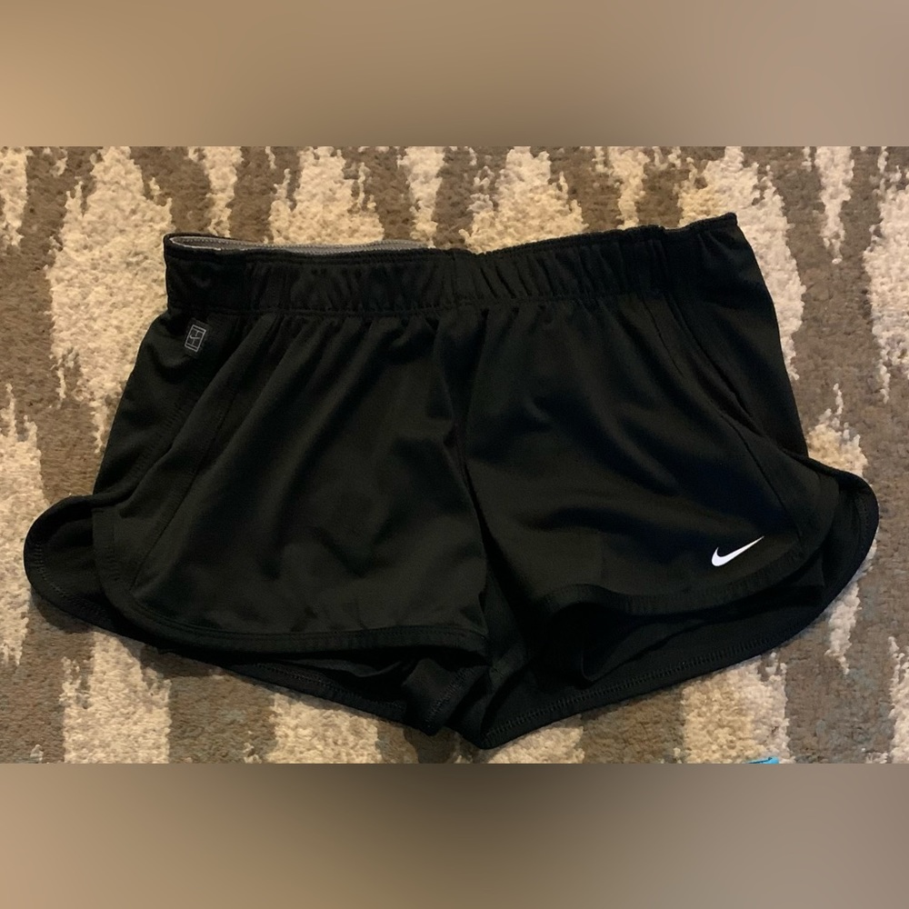 Nike Shorts GUC